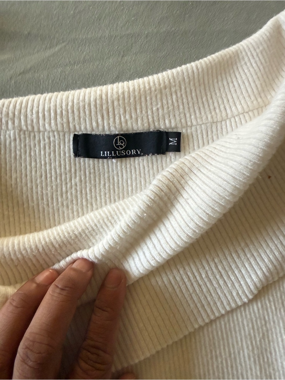 Off-the-Shoulder Ribbed Sweater in Cream - Picture 3 of 5